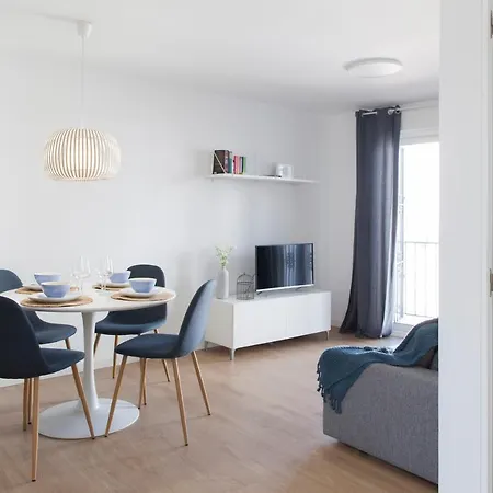 Florit Flats In The Quart Towers Apartment