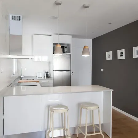 Florit Flats In The Quart Towers Apartment